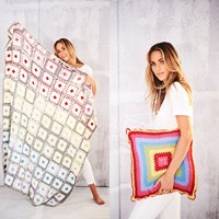Häkelanleitung Stylecraft Life DK No. 9559 Decke und Kissen