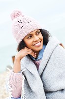 Strickanleitung Stylecraft Bellissima Chunky No. 9692 Pullover, Mütze und Schal-3