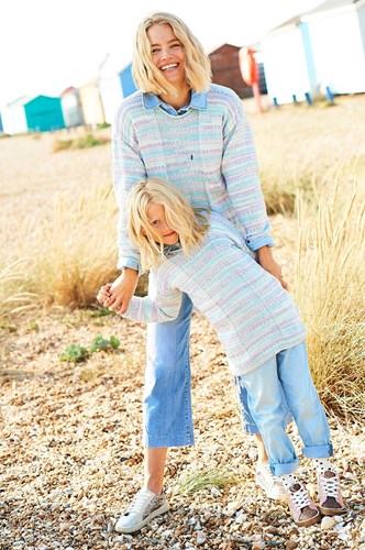 Strickanleitung Stylecraft You & Me DK No. 9821 Pullover und Jacke-3