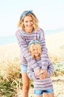 Strickanleitung Stylecraft You & Me DK No. 9826 Pullover und Jacke-3
