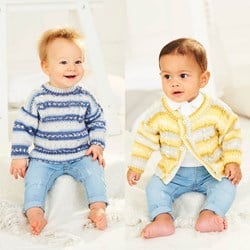 Strickanleitung Stylecraft Bambino Prints DK No. 9844 Babyjacke und Pullover