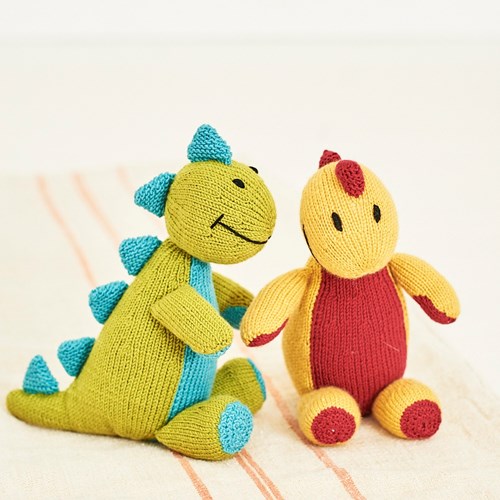 Strickanleitung Stylecraft Bellissima DK No. 9853 Danny Dinosaurier, Mütze und Handschuhe-2