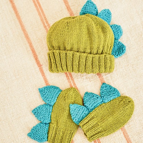 Strickanleitung Stylecraft Bellissima DK No. 9853 Danny Dinosaurier, Mütze und Handschuhe-3