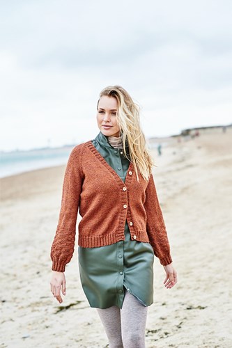 Strickanleitung Stylecraft Highland Heathers DK No. 9864 Cardigans-3