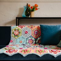 Stylecraft Frida’s Flowers Primavera Special DK Garnpaket-2