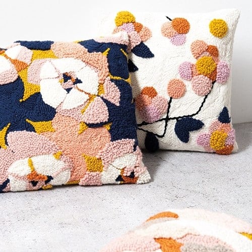 Blumen Kissen Bunt Punchneedle Paket 1