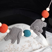 Elefanten-Kinderwagenspanner – Go Handmade Sensory Kit Häkelpaket-2