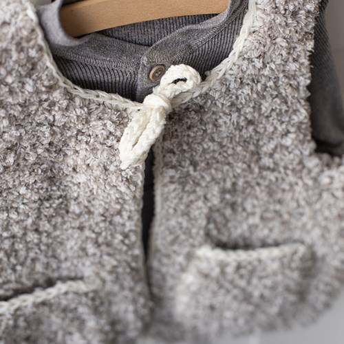 Hugg Kinderweste Strickpaket 1 Grey 12/18 maanden-3