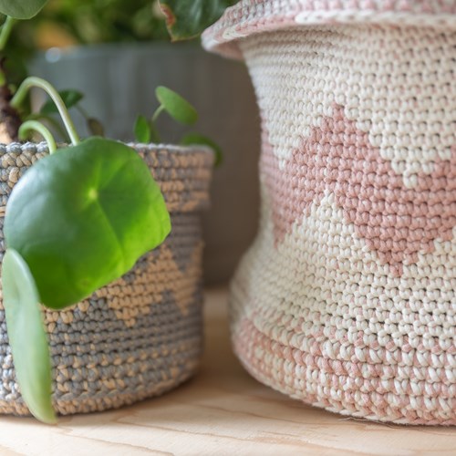 Häkelanleitung Yarn and Colors Basic Plant Baskets-2
