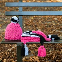 Häkelanleitung Yarn and Colors Black White and Bright Hat-3