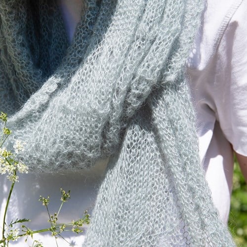 Yarn And Colors Elegant