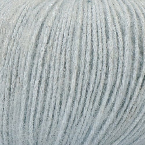 Lang Yarns Regina 020 Hellblau-2