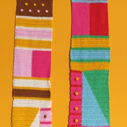 Häkelanleitung Yarn and Colors Graphic Scarf