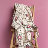 Romantic Throw