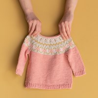 Yarn and Colors Hanna Sweater Strickpaket 1 Old Pink-2
