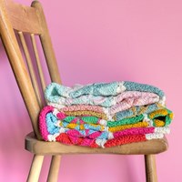 Häkelanleitung Yarn and Colors Circles and Spirals Blanket-2