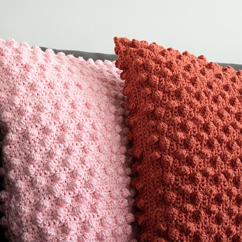 Yarn and Colors Bobbles Comfy Cushion Häkelpaket 009 Limestone-2