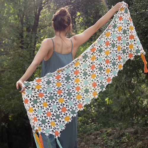/f/a/fair-cotton-bloemen-stola-2_1.jpg