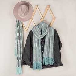 Yarn and Colors Fringed Scarf Häkelpaket