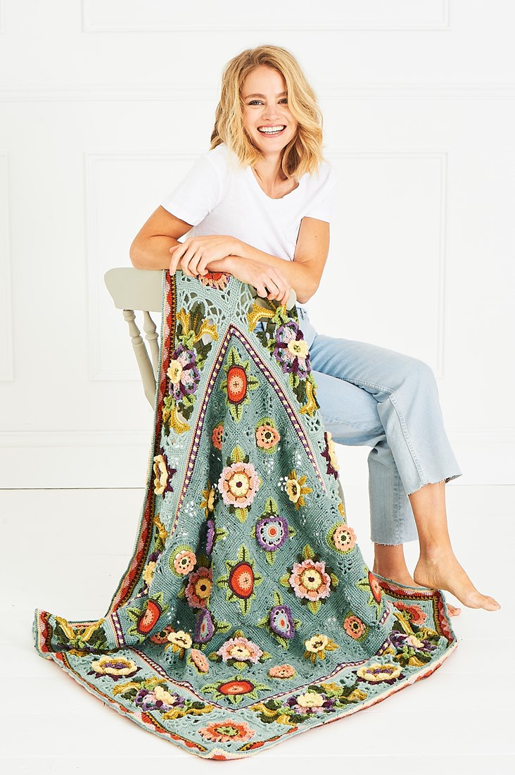 Fruit Garden Blanket Love is Enough CAL Garnpaket Wollplatz.de