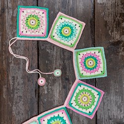 Häkelanleitung Yarn and Colors Garden Party Bunting