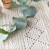 Häkelanleitung Yarn and Colors Glamorous Table Runner-2