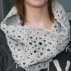 Häkelanleitung Granny Square Loop