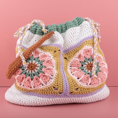 Haakpatroon Yarn and Colors Granny’s Project Bag