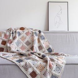 Yarn and Colors Hip To Be Square Blanket Häkelpaket