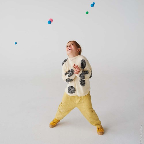 Ecopuno Kinderpullover mit Punkten Strickpaket 134/140 Black/Ecru-2