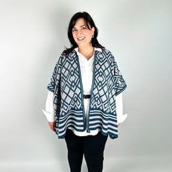 GeoChic Cape - The Queen of Loops Garn- und Häkelpaket