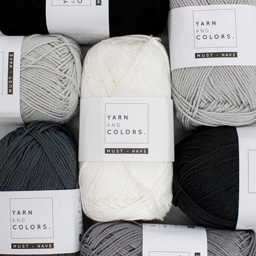 Yarn and Colors Must-have 001 White-3