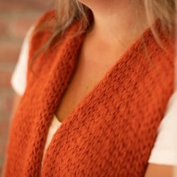 Strickanleitung Langer Cardigan ohne Ärmel Elegant