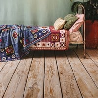 Indigo & Crimson Dreams Deckengarn- und Häkelset