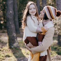 Strickanleitung Katia Supreme Merino Schal und Mütze