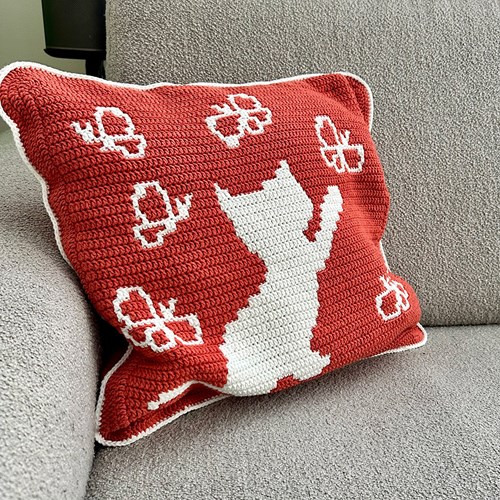 Katzenkissen mit Schmetterlingen - YarnZoo Garn- und Häkelpaket-3