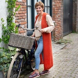 Langer Cardigan ohne Ärmel Strickpaket Elegant