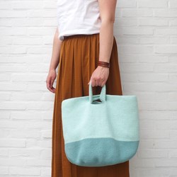 Yarn and Colors Slouchy Pouch Color Block Häkelpaket