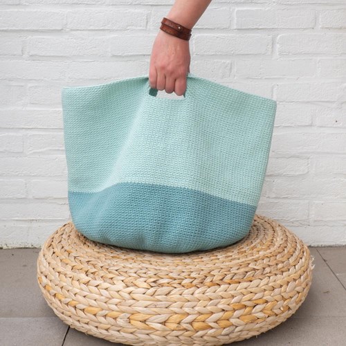Häkelanleitung Yarn and Colors Slouchy Pouch Color Block-3