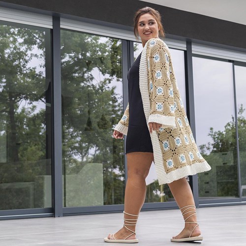 Panama Granny Square lange Cardigan Hkelpaket Ecru-Pastel Orange-Light Grey