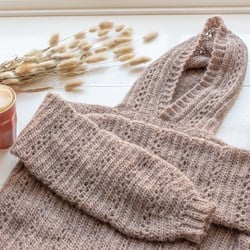 Yarn and Colors Peppercorn Tree Hoodie Häkelpaket