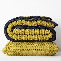 /r/i/ribbonxl-kussen-en-plaid-haakpatroon-1.jpg