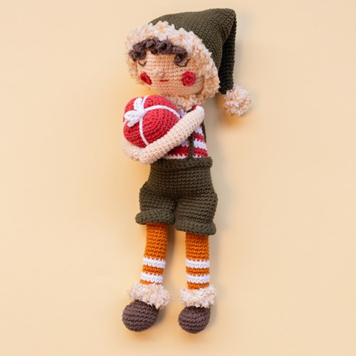 Weihnachtselfen-Junge-Häkelpaket-2