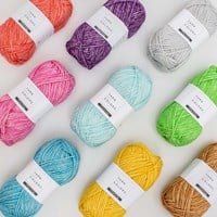 Yarn And Colors Charming