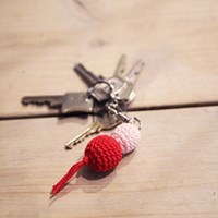 Häkelanleitung Glückspüppchen Rotes Kreuz