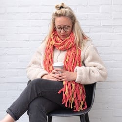 Häkelanleitung Yarn and Colors Slouchy Stripes Shawl