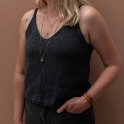Yarn and Colors Tank Top Strickpaket