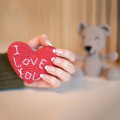 Valentinsbär "I Love You" Häkelpaket-3