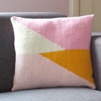 Strickanleitung Geometrisches Viereckiges Kissen