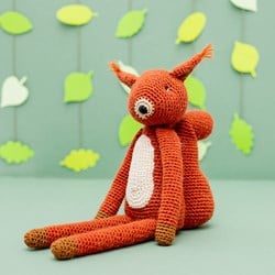 Yarn and Colors Sal Squirrel Häkelpaket 024 Chestnut